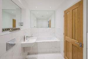 Photo 31- click for photo gallery